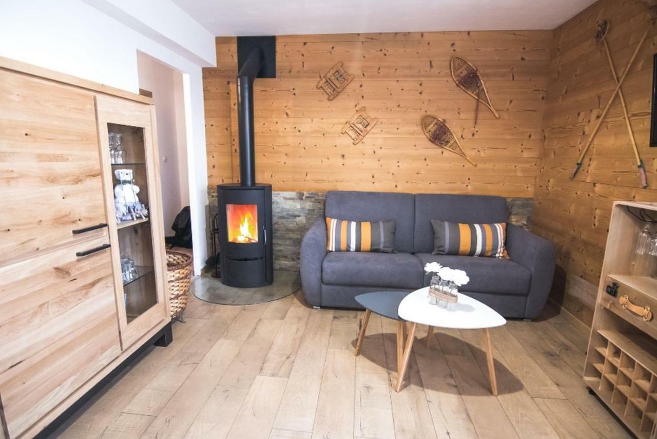Residence Orazur - Appartement De Charme - 2 Chambres - Poele A Bois - 2 Balcons - Jardin - Parking - Internet - Linge Et Menage En Options Payantes Font-Romeu-Odeillo-Via Luaran gambar